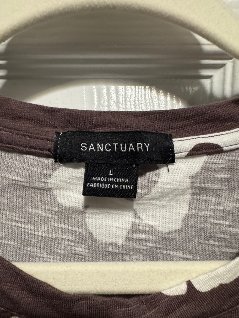 Anthropologie Sanctuary The Perfect Tee in Purple Print size Large excellent - Picture 4 of 6